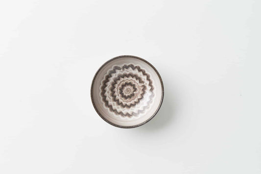 FD白釉波紋 丸平鉢