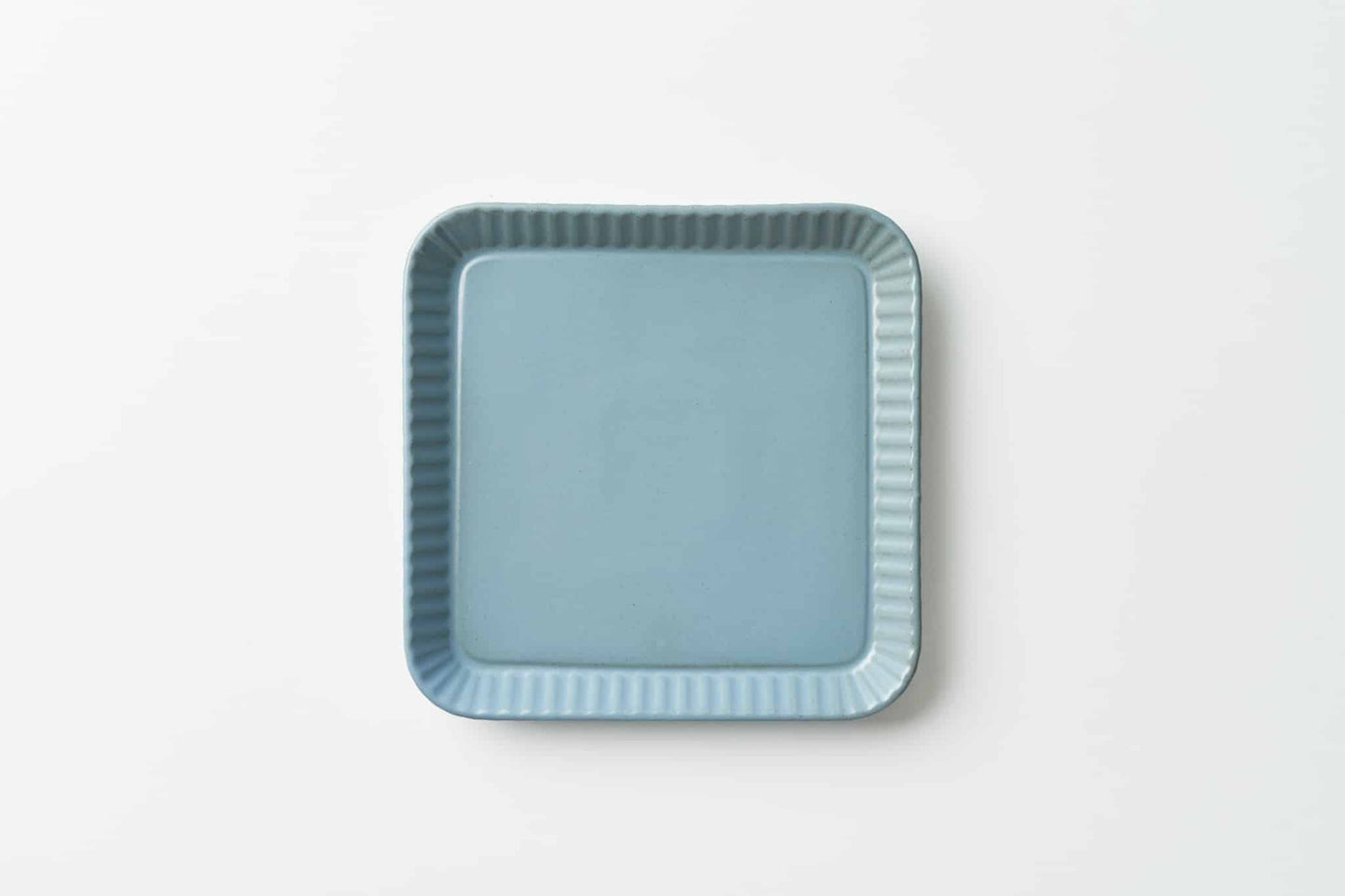 プリーツ 盛皿ブルー