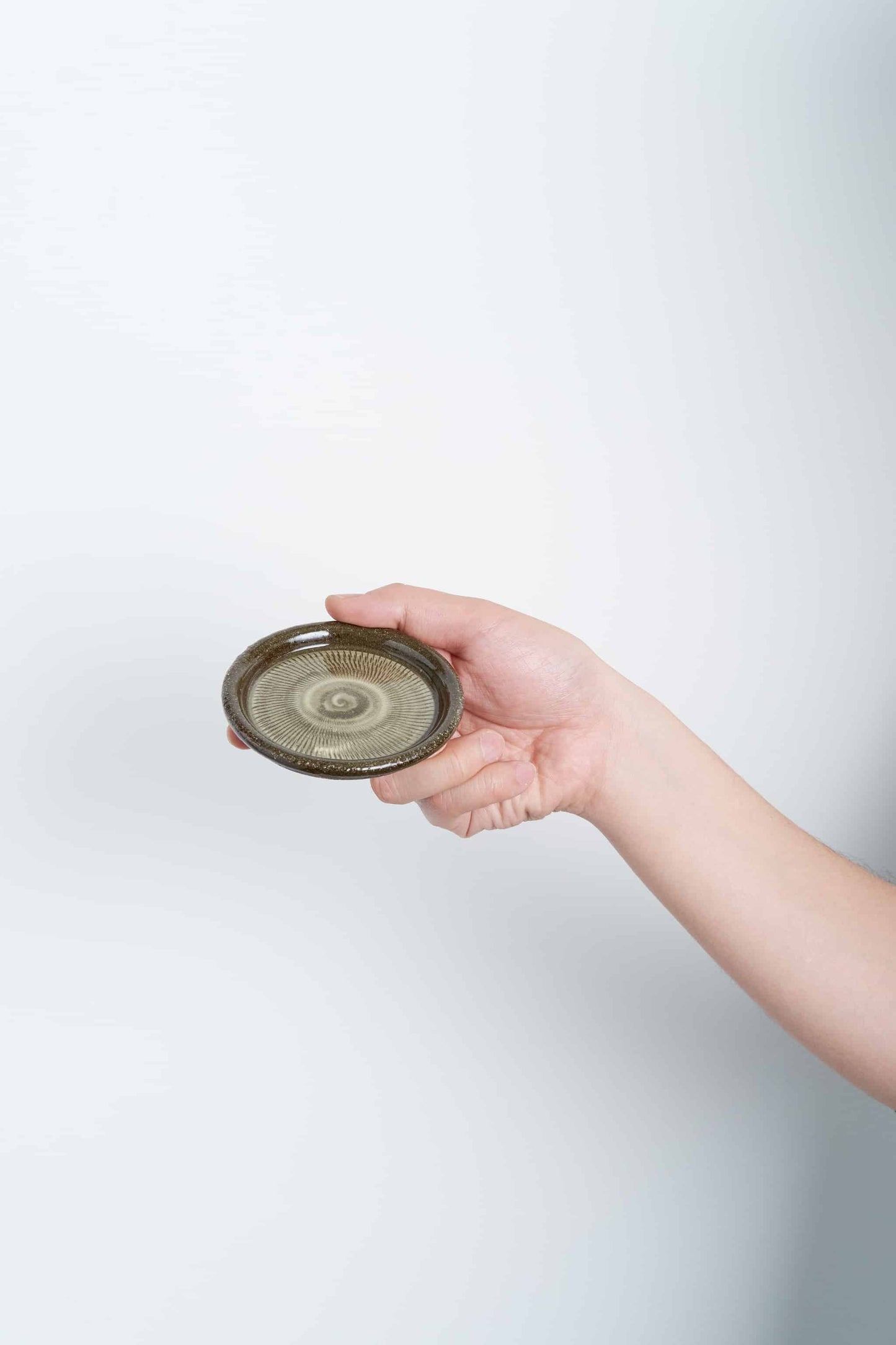 FD黄釉飛びカンナ 蓋付マグ