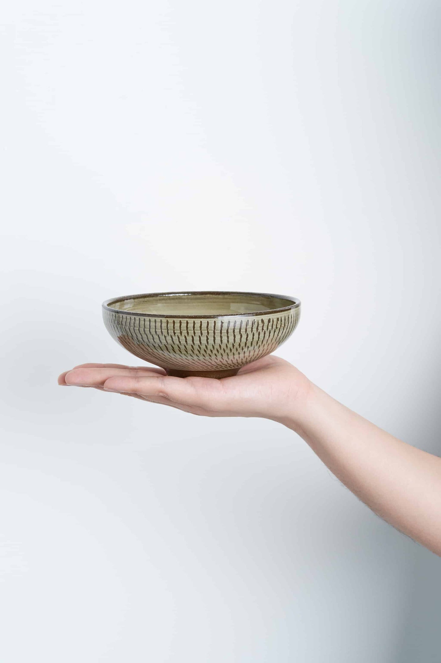 FD黄釉飛びカンナ 丸平鉢