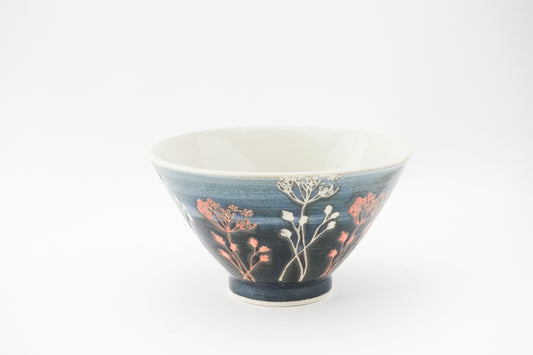 呉須巻小花 ふわり 反飯碗 大